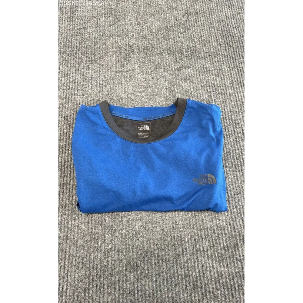 The North Face Men's Mountain Athletics Blue FlashDry-XD Training T-Shirt Sz L